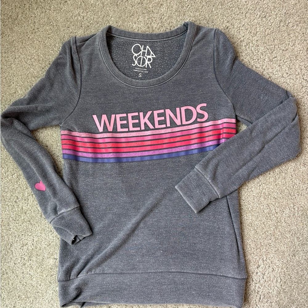 Chaser Heathered Gray Crewneck Top